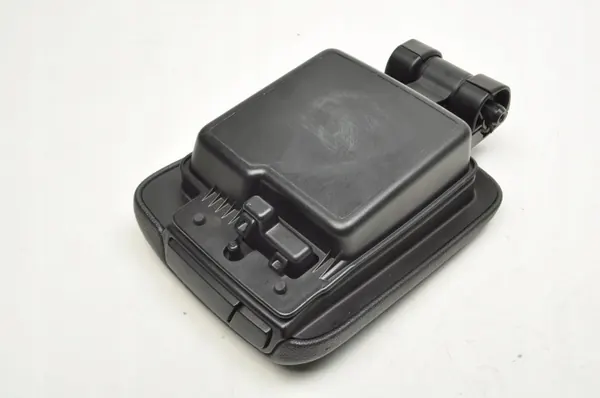 Accoudoir en cuir OEM 256876 pour Volvo C30/S40/V50/C70 image 5