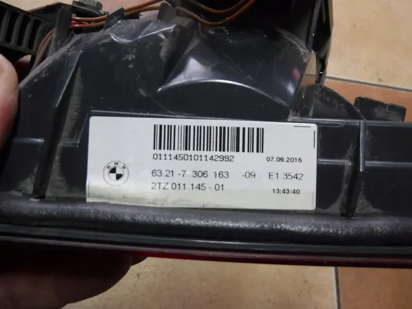 Luz trasera izquierda BMW 5 F10 image 4