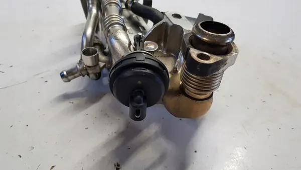 Gebruikte BMW X4 F26 3.0d EGR-koeler OEM 851772405 image 5