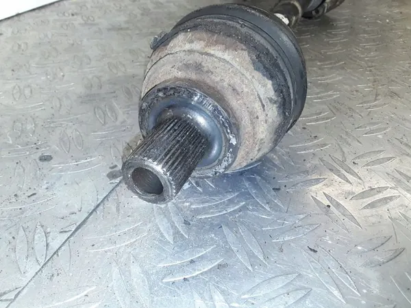 2006 Volkswagen Touran I Främre halvmuff 1K0407271DR image 2