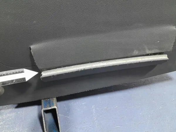 Volvo XC60 II Dashboard Console OEM Lochow-324639- image 7