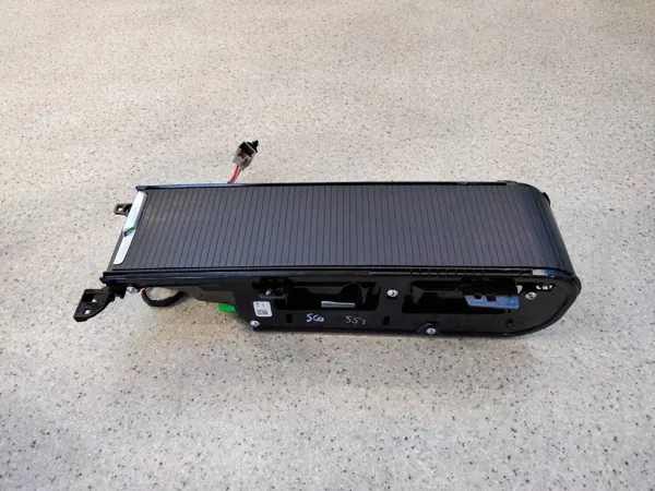 OEM 31497862 Rullgardin Dryckeshållare för Volvo S60 III image 2