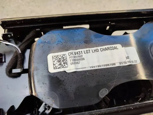 OEM 31497862 Rullgardin Dryckeshållare för Volvo S60 III image 6