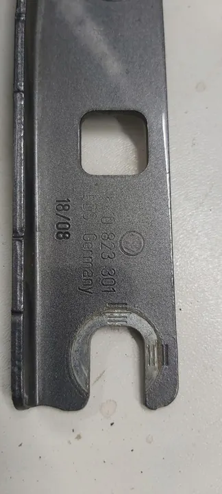 Juego de bisagras de capó VW Golf VI 5K0823301B 5K0823302B image 3