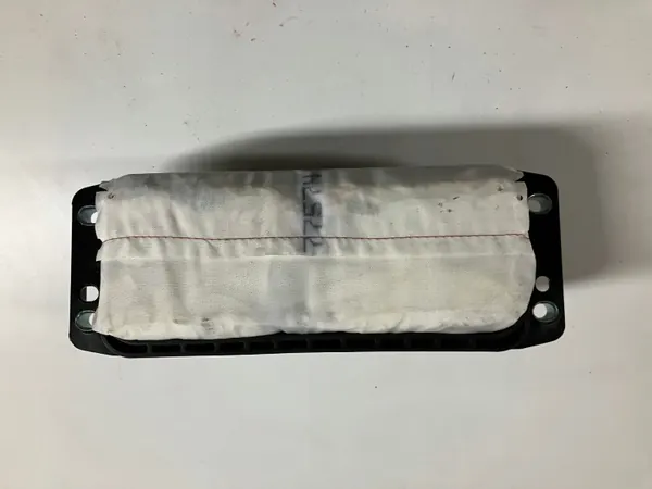 OEM 4G8880204E Passagerarkrockudde för Audi A6 C7 image 2