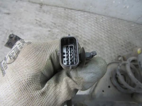 Sospensione posteriore Nissan Leaf II ZE1 OEM image 8