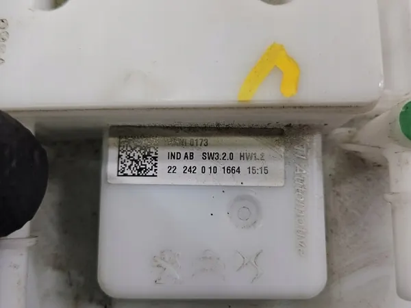 Bomba de combustible OEM 9809358780 para Peugeot 3008 II 1.5 HDI image 5