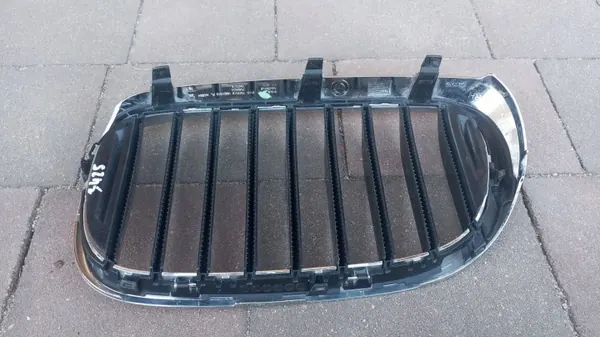 Oikea jäähdytinritilä OEM 7357012 BMW 7-sarja G11 G12 image 4
