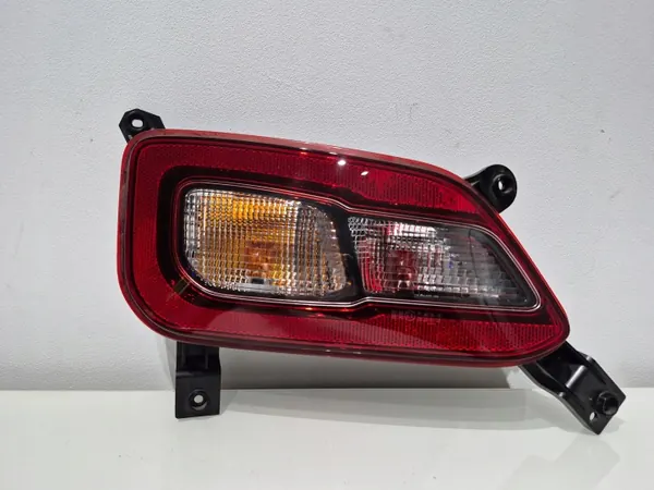 Luz de nevoeiro traseira esquerda OEM 92405-K401 para Hyundai Kona 16-20 image 2