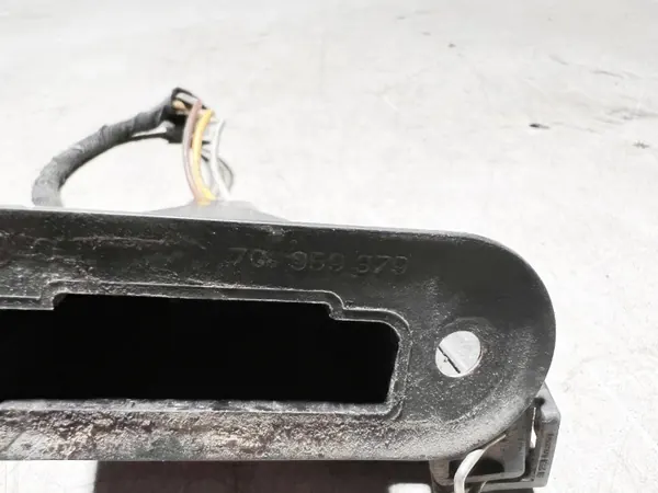 VW deurcontactschakelaar OEM 701971122R - Gebruikt image 4