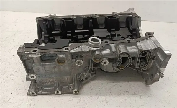Carter d'huile d'occasion OEM A2821810200 Mercedes image 5