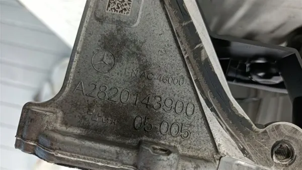Carter d'huile d'occasion OEM A2821810200 Mercedes image 9