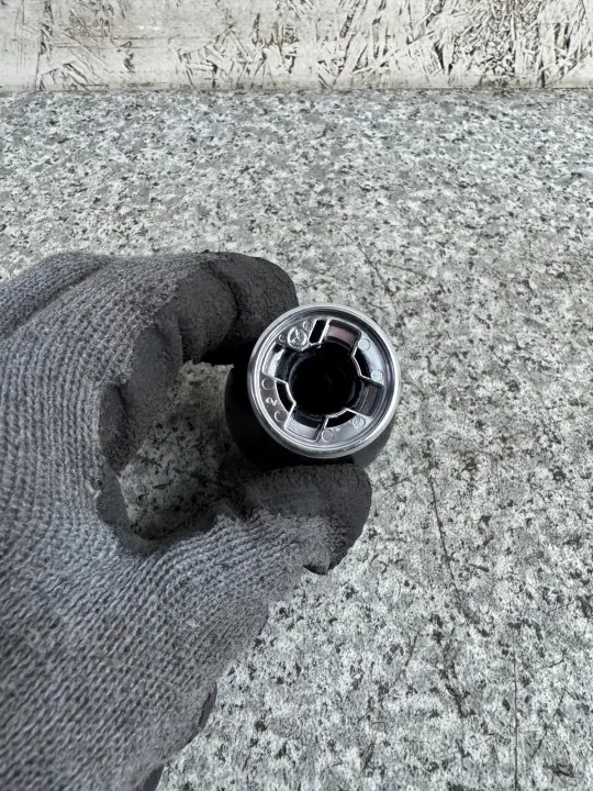 Pookknop OEM GAŁKA ZMIANY BIEGÓW Mazda 3 IV BP image 4