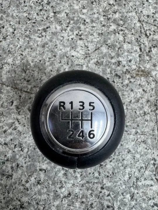 Pookknop OEM GAŁKA ZMIANY BIEGÓW Mazda 3 IV BP image 7