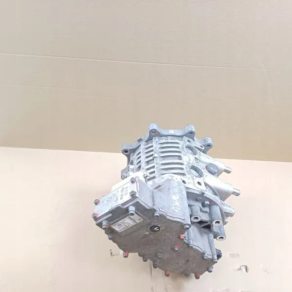 Kia Soul Elektromotor OEM 365000E200 - Gebraucht image 4