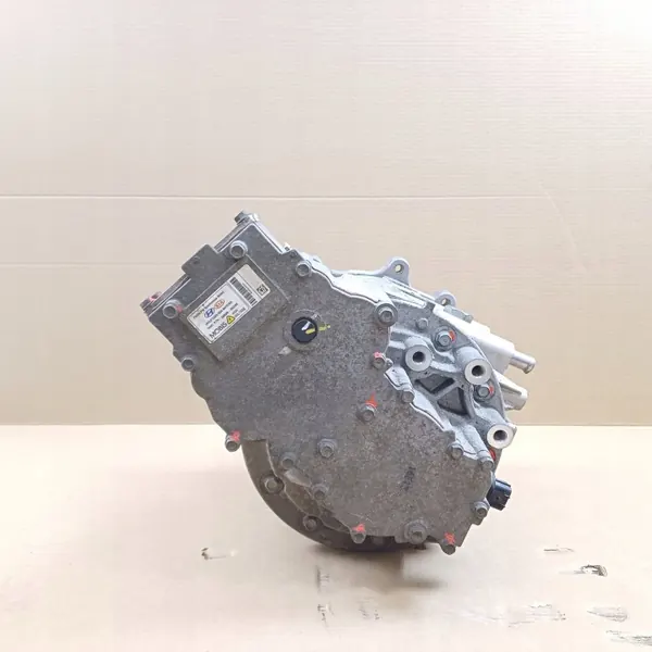 Kia Soul Elektromotor OEM 365000E200 - Gebraucht image 6