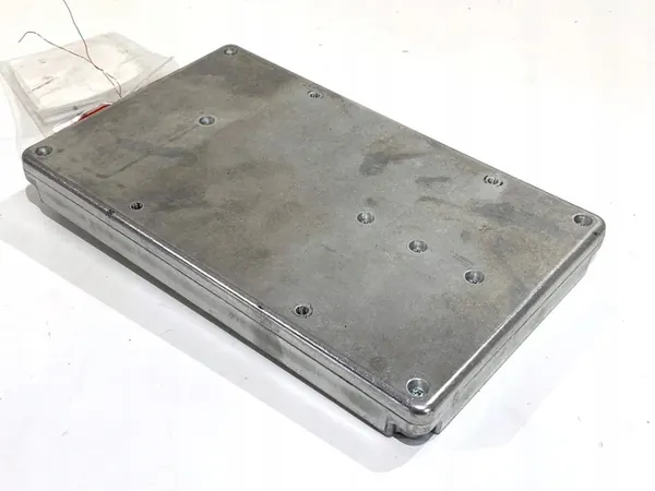 Amplificador Jeep Grand Cherokee WK Módulo de Señal 68207346AH image 2