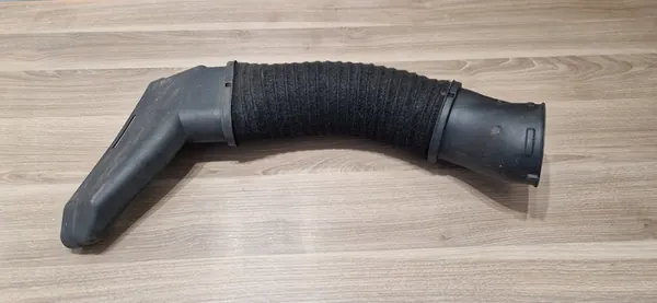 Linker luchtinlaat slang M278 Mercedes S W217 W222 OE A2780904982 image 2