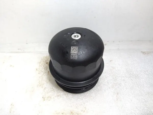 Volvo OE 32140027 Oljefilterhus - Begagnad image 3