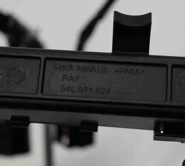 Moottorikaapeli VW JETTA MK6 2.0L 2016 04L971824 image 4