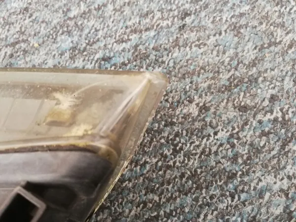 Oikea Etuvalaisin Renault Megane III 11-13 image 3