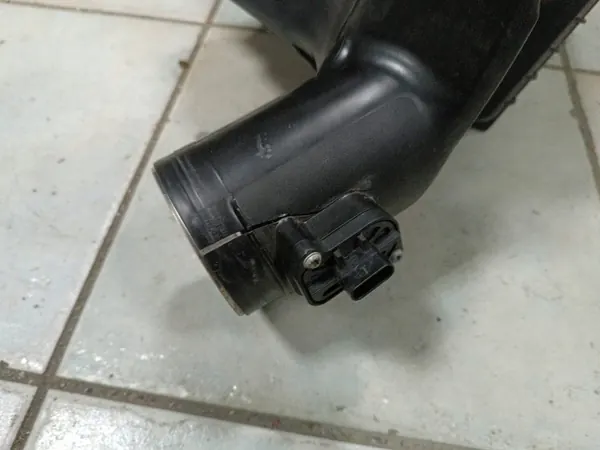 Ilmansuodattimen kotelo BMW 5 F10 2016 image 4