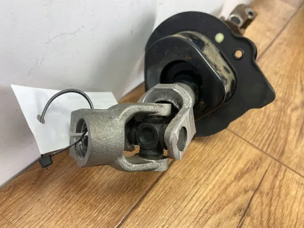 Rattstolpsaxel OEM PR3C3E751ABPINYA Ford Mustang image 6