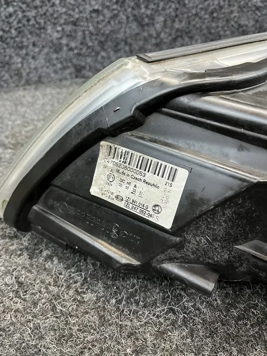 Oikea Etu Bi-Xenon Lamppu Skoda Octavia II Lift 1Z1941016G image 9