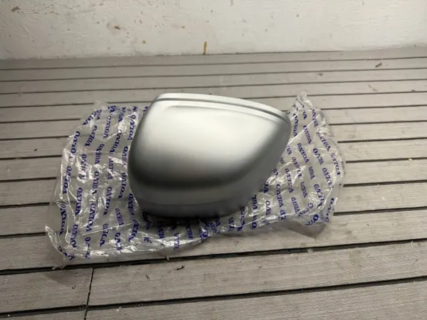 OEM 39844958 Spegelskydd Vänster Silver Matt Volvo image 2