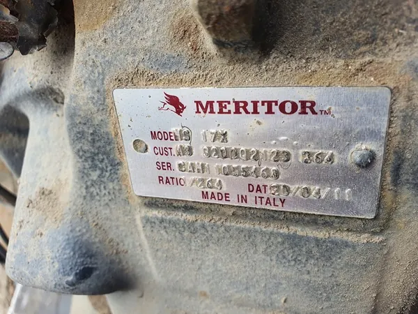 Iveco Stralis 450 Mozzo Posteriore Sinistro R22.5 10 Bulloni image 4