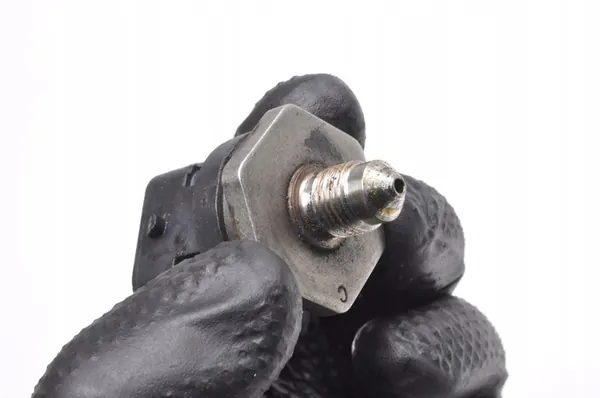 Sensor de pressão de combustível Hyundai IX35 1.6 GDI OE 353422E500 image 3