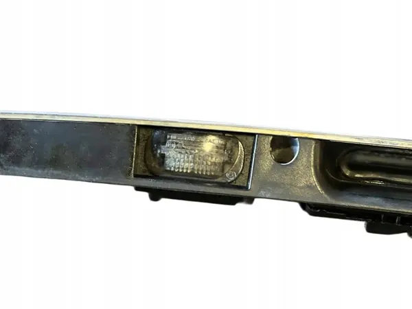 OEM A1697402093 Plaque d'immatriculation arrière image 4