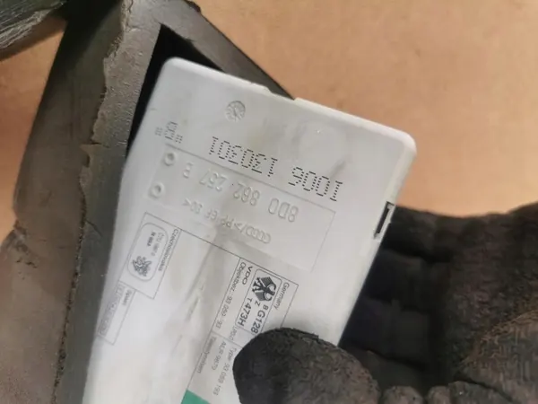 Pompe de verrouillage central OEM 8D0862257B Audi A4 B5 image 4