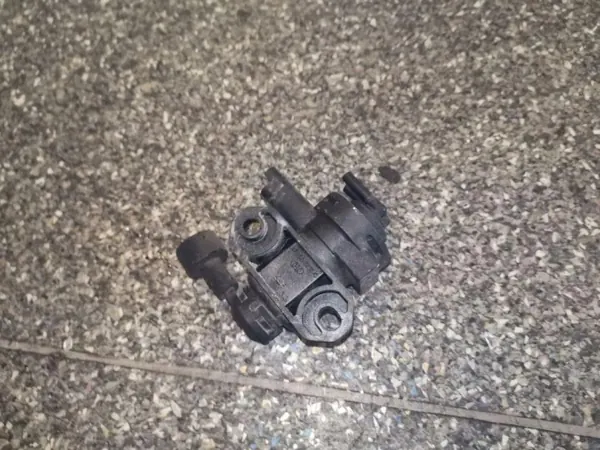 Solenoïdeklep OEM 702256230 voor Peugeot 407 2.2L Diesel image 2