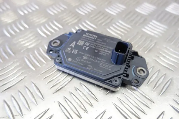 Radar Distronic OEM 88210-0D010 für Yaris Cross 21- image 2