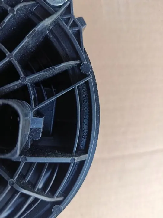 Sensor de abertura do porta-malas SKODA KODIAQ Original 6R6827469D MIKI image 3