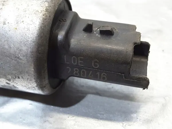 VVT-Ventil V75877608003 für Skoda Roomster image 3
