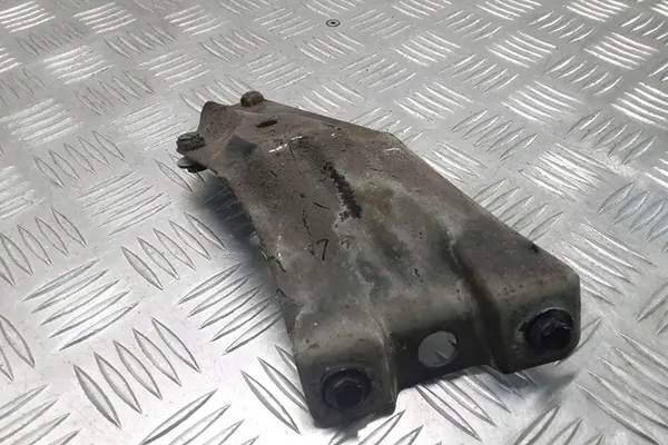 Fram höger skärm fäste VW GOLF VI 5K6821136A image 2