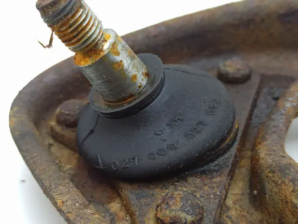 Braccio di Controllo Anteriore Inferiore Sinistro Mercedes-Benz COMPAKT W115 image 10