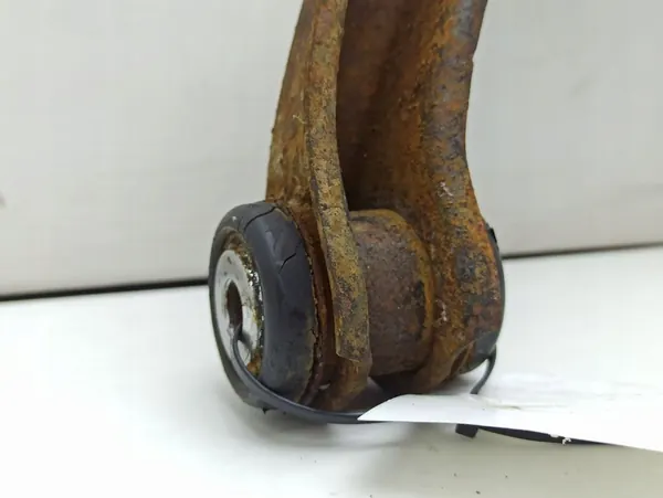Braccio di Controllo Anteriore Inferiore Sinistro Mercedes-Benz COMPAKT W115 image 2