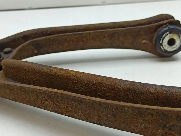 Braccio di Controllo Anteriore Inferiore Sinistro Mercedes-Benz COMPAKT W115 image 8