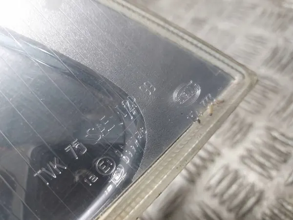 Volvo V40 I Lift Etuvasen + Oikean Valot + Vilkut image 5