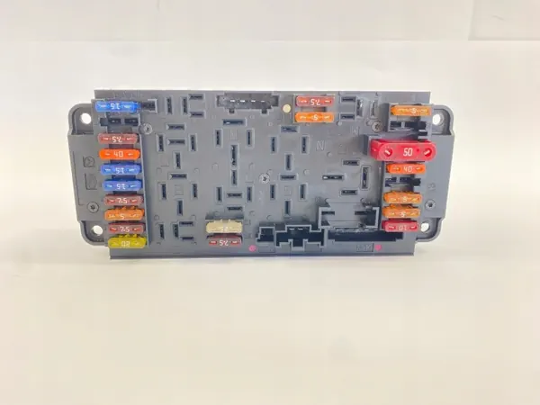 Módulo Caja de Fusibles OEM 2095451101 Mercedes W203 image 2