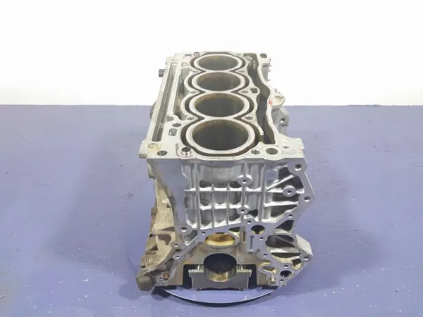 Bloco motor OEM 05E103023G para Skoda Octavia IV 1.5 image 4