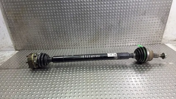 Höger framhalvaxel OEM S26372730 för VW Golf IV image 4
