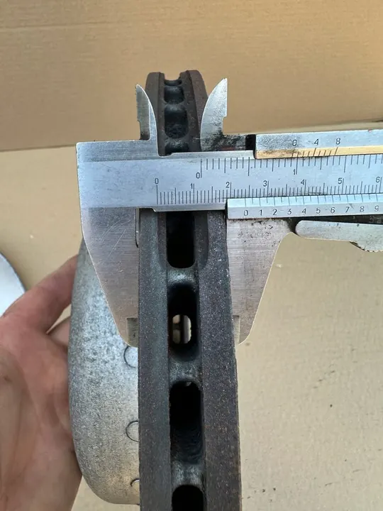 Disco de freio dianteiro BMW 330 mm ventilado OE image 4