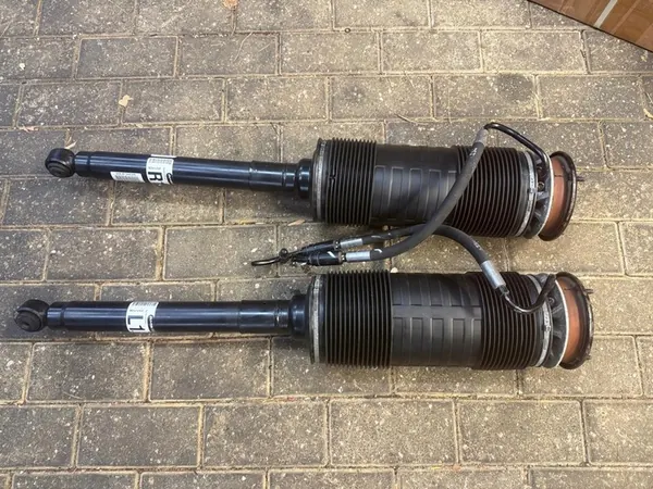 Amortecedor traseiro Mercedes W221 W216 AMG OEM image 2