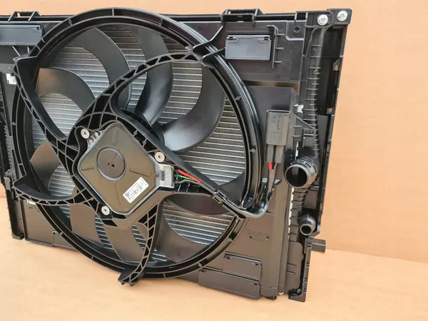 Radiador BMW F21 F20 120i 125i image 3
