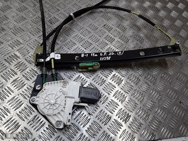 Régulateur de vitre Audi A1 OEM 8X3837462A image 3