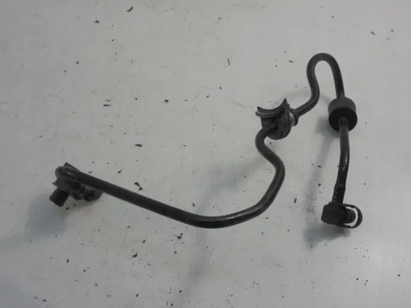 Tuyau à vide Volvo OEM 31329282 - État utilisé image 2